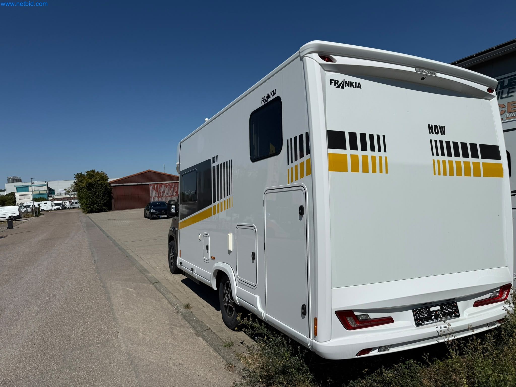 Motorhomes and recreational vehicles, travel trailers, caravan accessories, trucks, office and workshop equipment-9