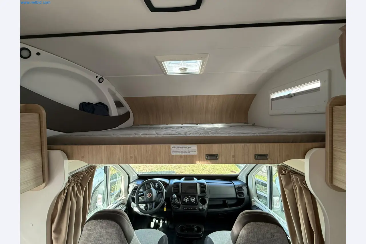 Motorhomes and recreational vehicles, travel trailers, caravan accessories, trucks, office and workshop equipment-13