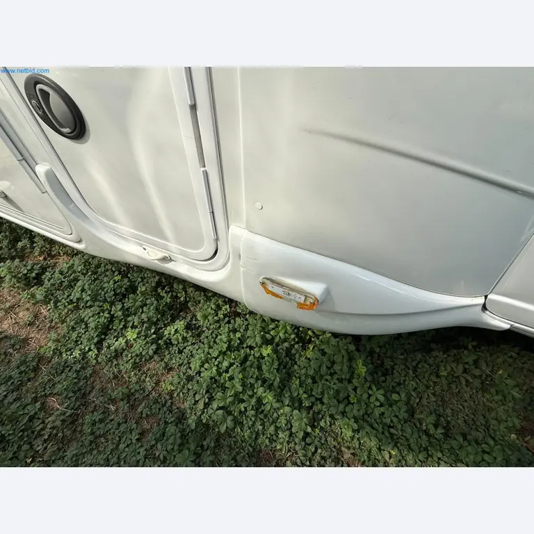Motorhomes and recreational vehicles, travel trailers, caravan accessories, trucks, office and workshop equipment-14