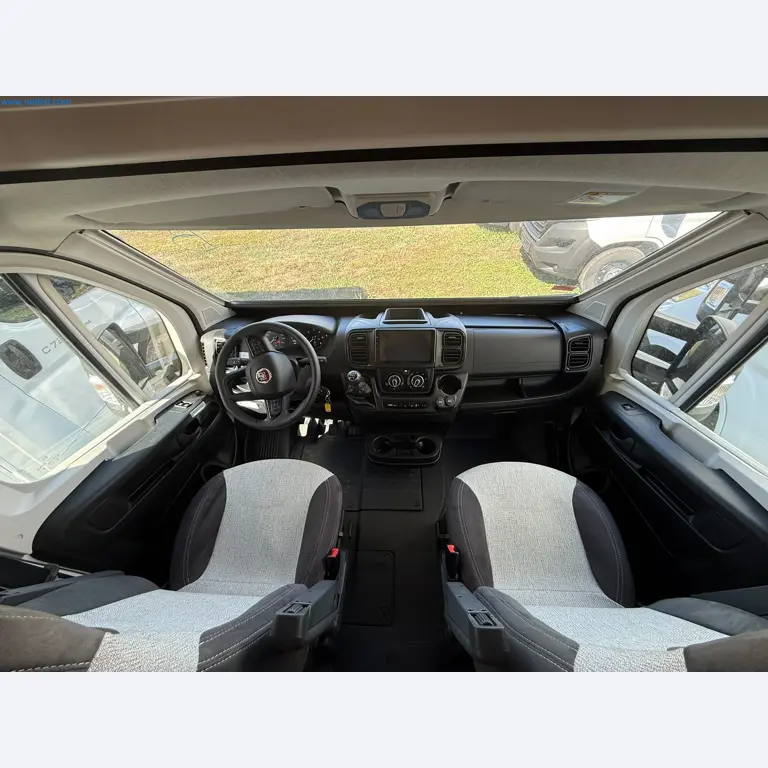 Motorhomes and recreational vehicles, travel trailers, caravan accessories, trucks, office and workshop equipment-15