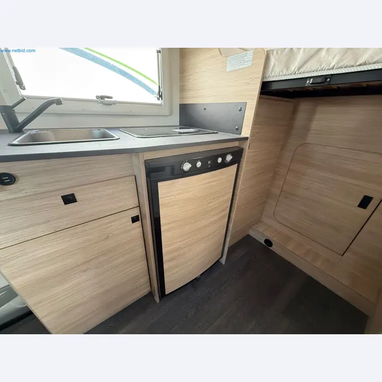 Motorhomes and recreational vehicles, travel trailers, caravan accessories, trucks, office and workshop equipment-16