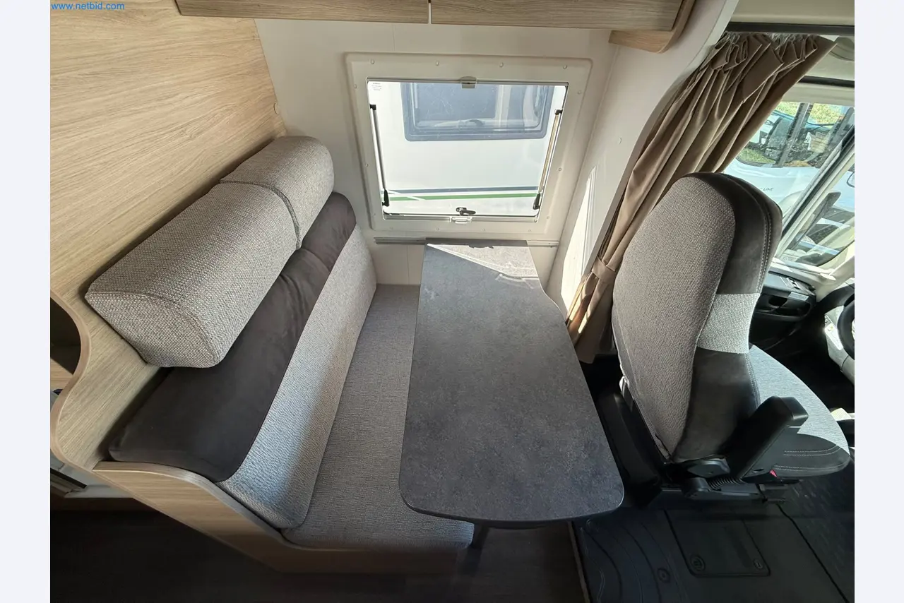Motorhomes and recreational vehicles, travel trailers, caravan accessories, trucks, office and workshop equipment-6