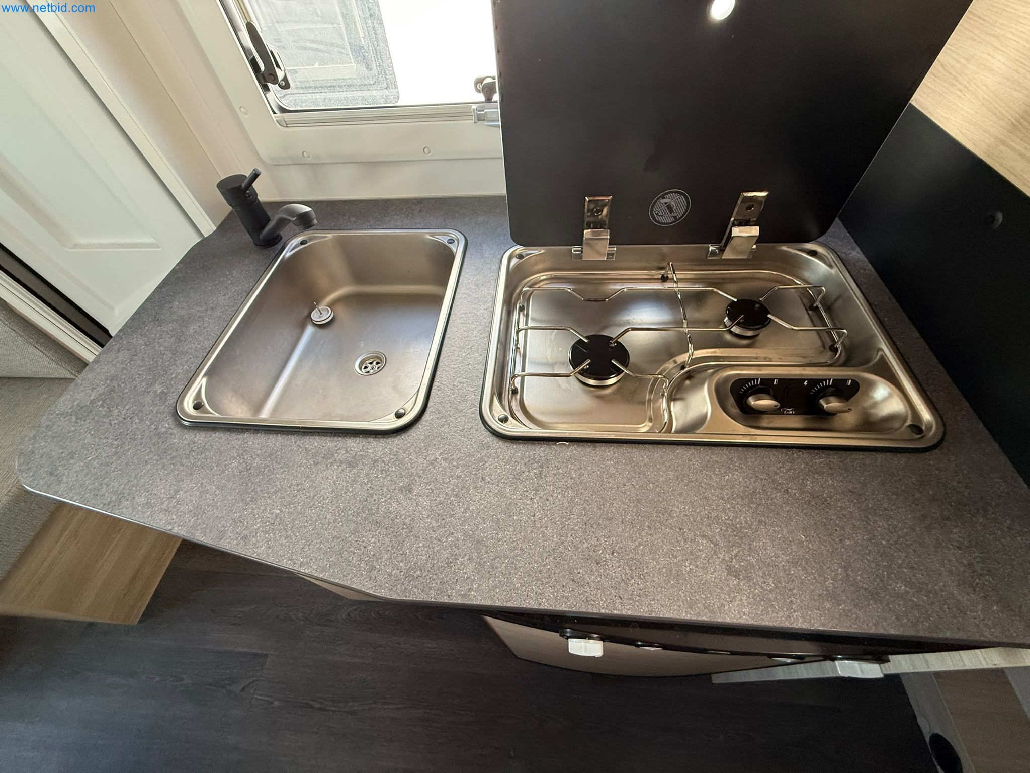 Motorhomes and recreational vehicles, travel trailers, caravan accessories, trucks, office and workshop equipment-7