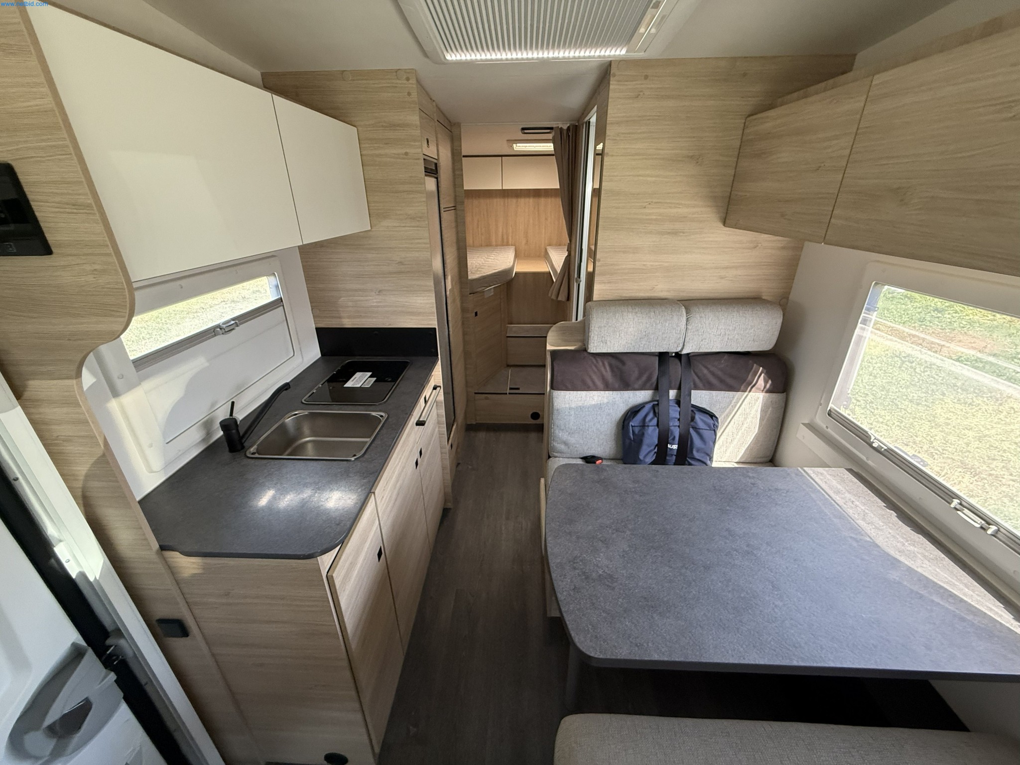 Motorhomes and recreational vehicles, travel trailers, RV accessories, trucks, office and workshop equipment-11