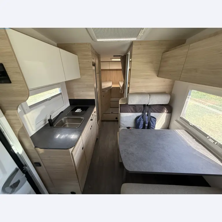 Motorhomes and recreational vehicles, travel trailers, RV accessories, trucks, office and workshop equipment-11