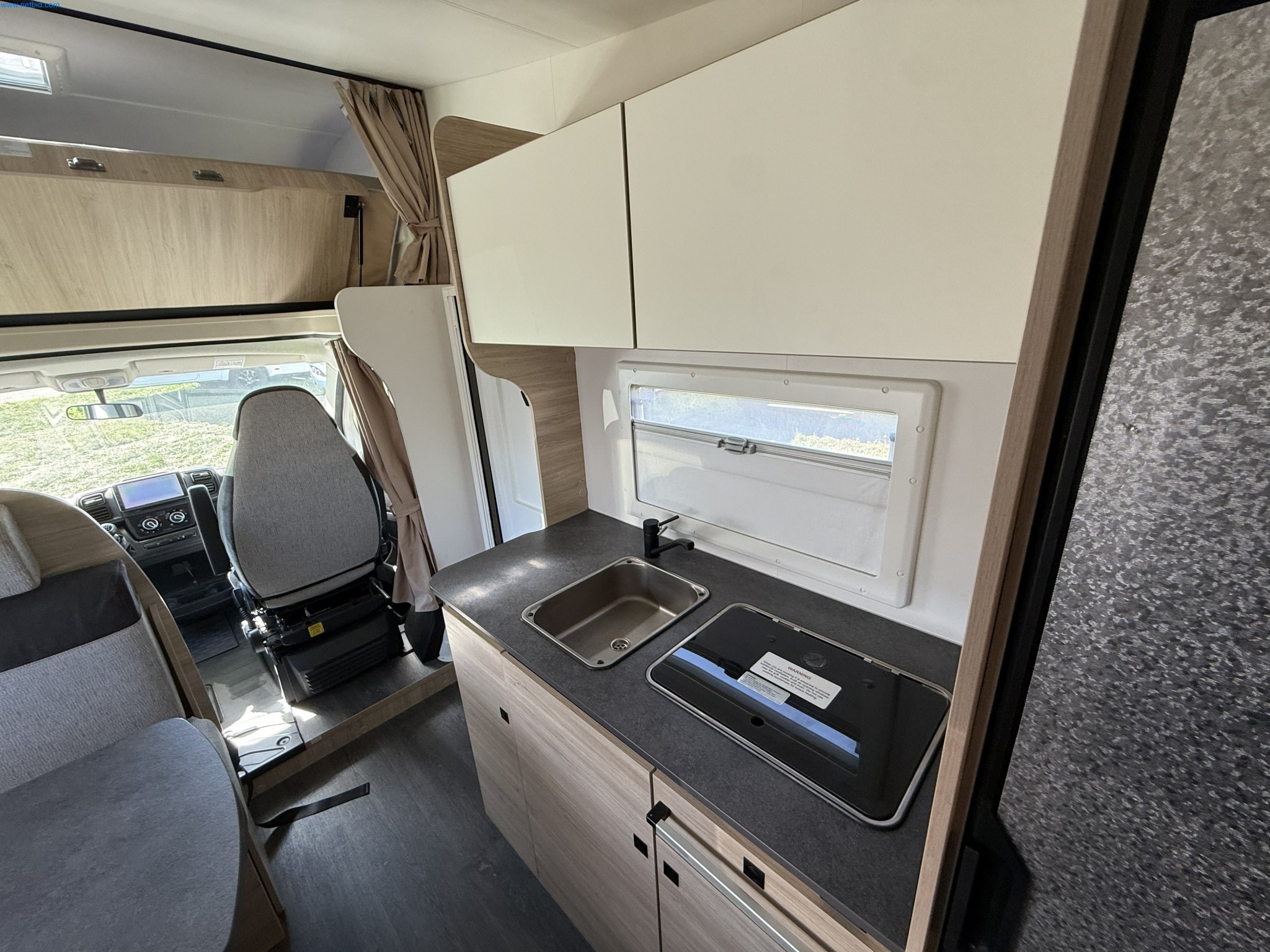 Motorhomes and recreational vehicles, travel trailers, RV accessories, trucks, office and workshop equipment-16