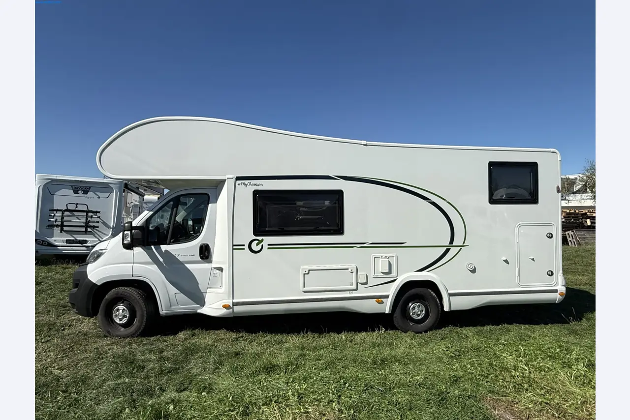 Motorhomes and recreational vehicles, travel trailers, RV accessories, trucks, office and workshop equipment-2
