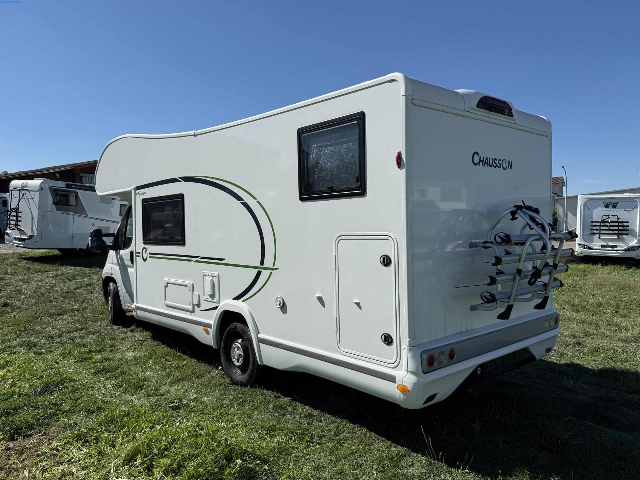 Motorhomes and recreational vehicles, travel trailers, RV accessories, trucks, office and workshop equipment-3