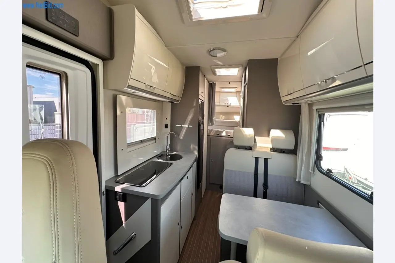 Motorhomes and recreational vehicles, travel trailers, RV accessories, trucks, office and workshop equipment-10