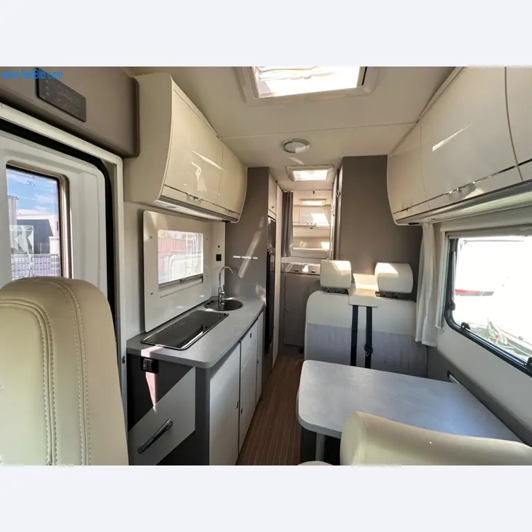 Motorhomes and recreational vehicles, travel trailers, RV accessories, trucks, office and workshop equipment-10