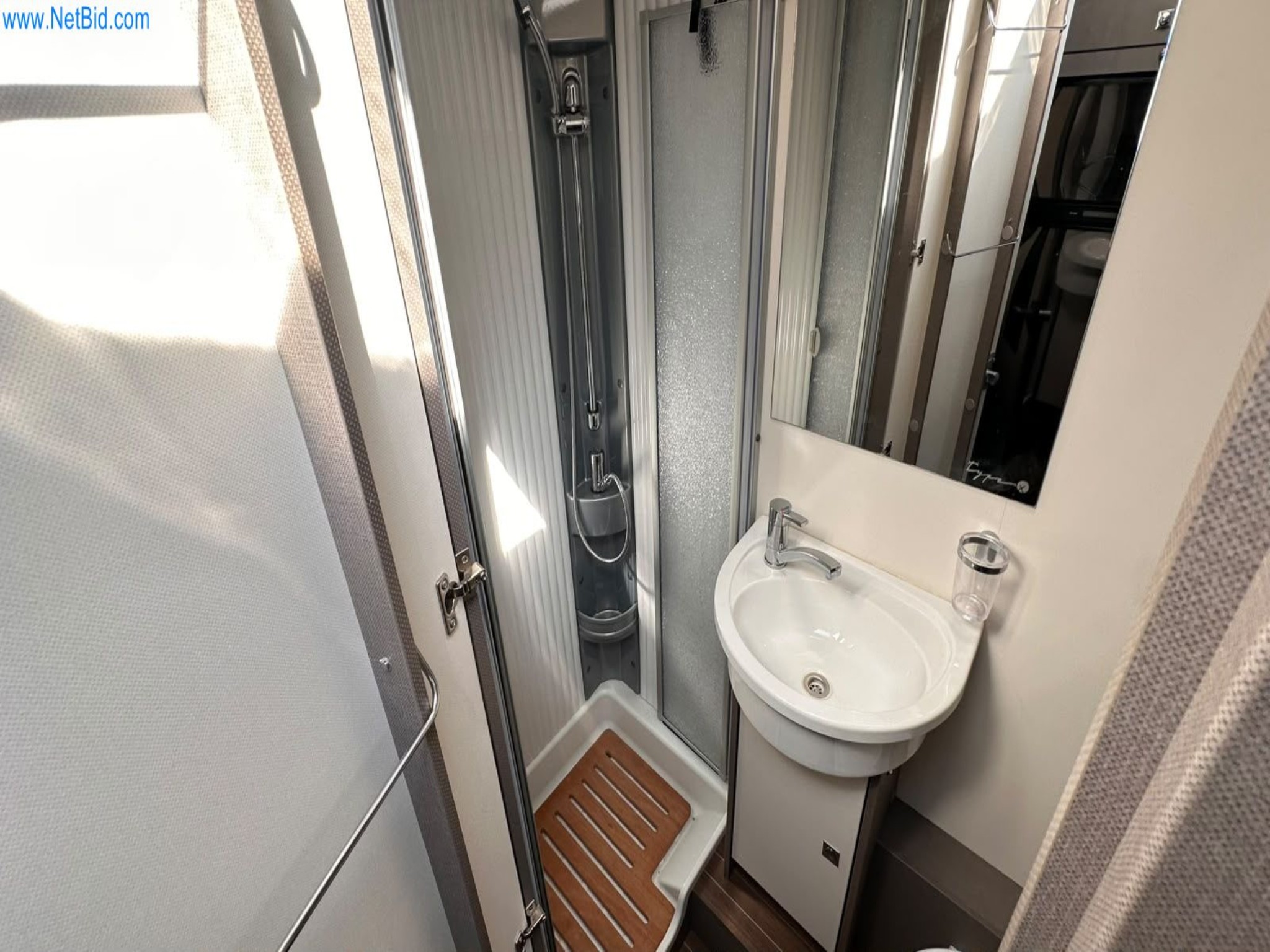 Motorhomes and recreational vehicles, travel trailers, RV accessories, trucks, office and workshop equipment-12