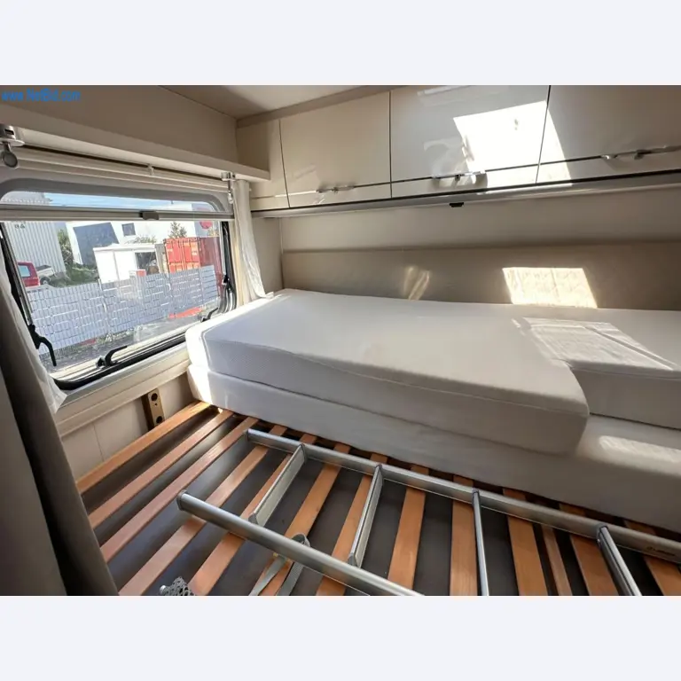 Motorhomes and recreational vehicles, travel trailers, RV accessories, trucks, office and workshop equipment-15