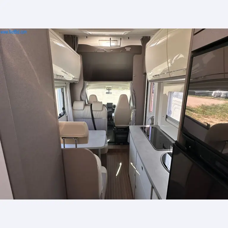 Motorhomes and recreational vehicles, travel trailers, RV accessories, trucks, office and workshop equipment-18