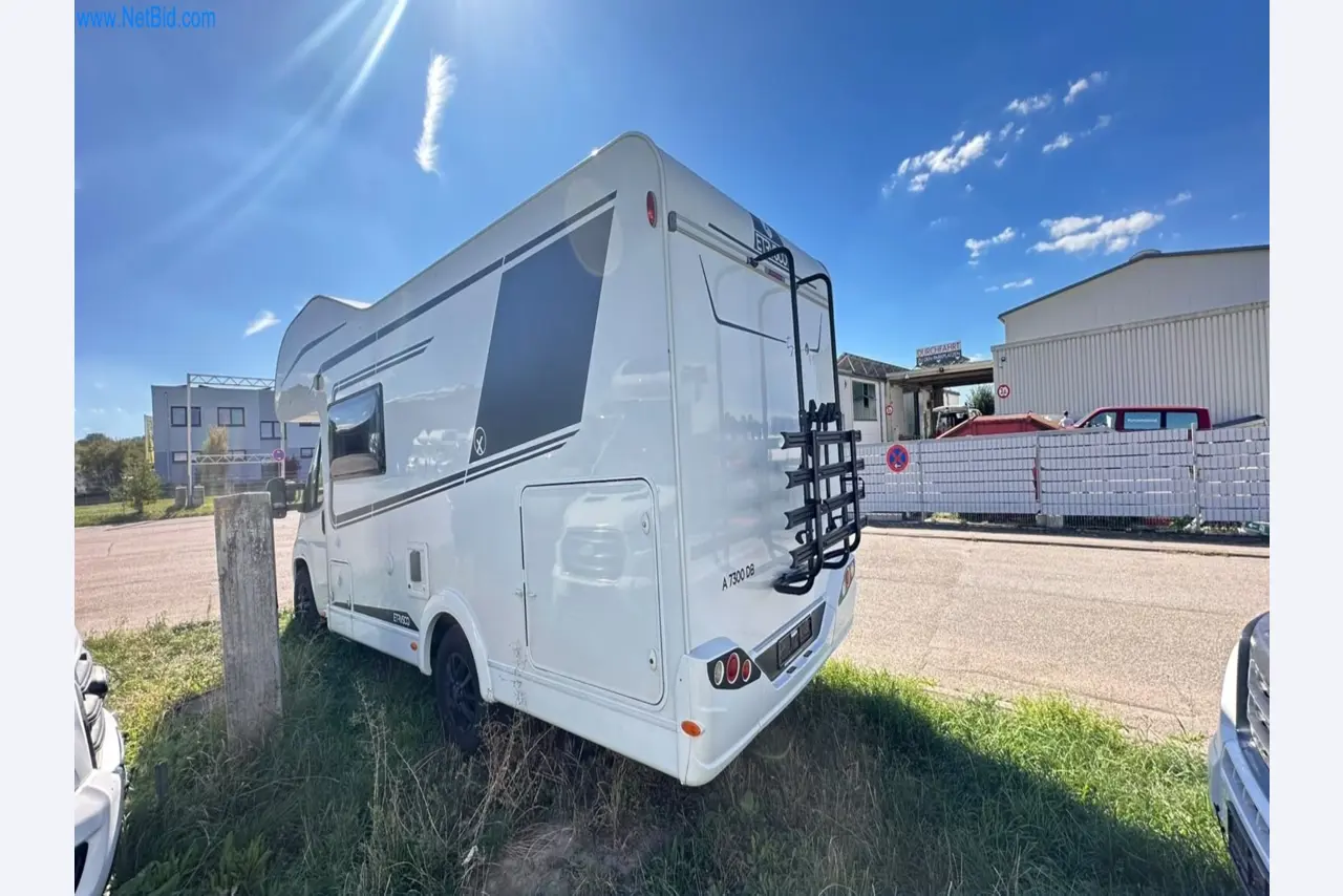 Motorhomes and recreational vehicles, travel trailers, RV accessories, trucks, office and workshop equipment-3