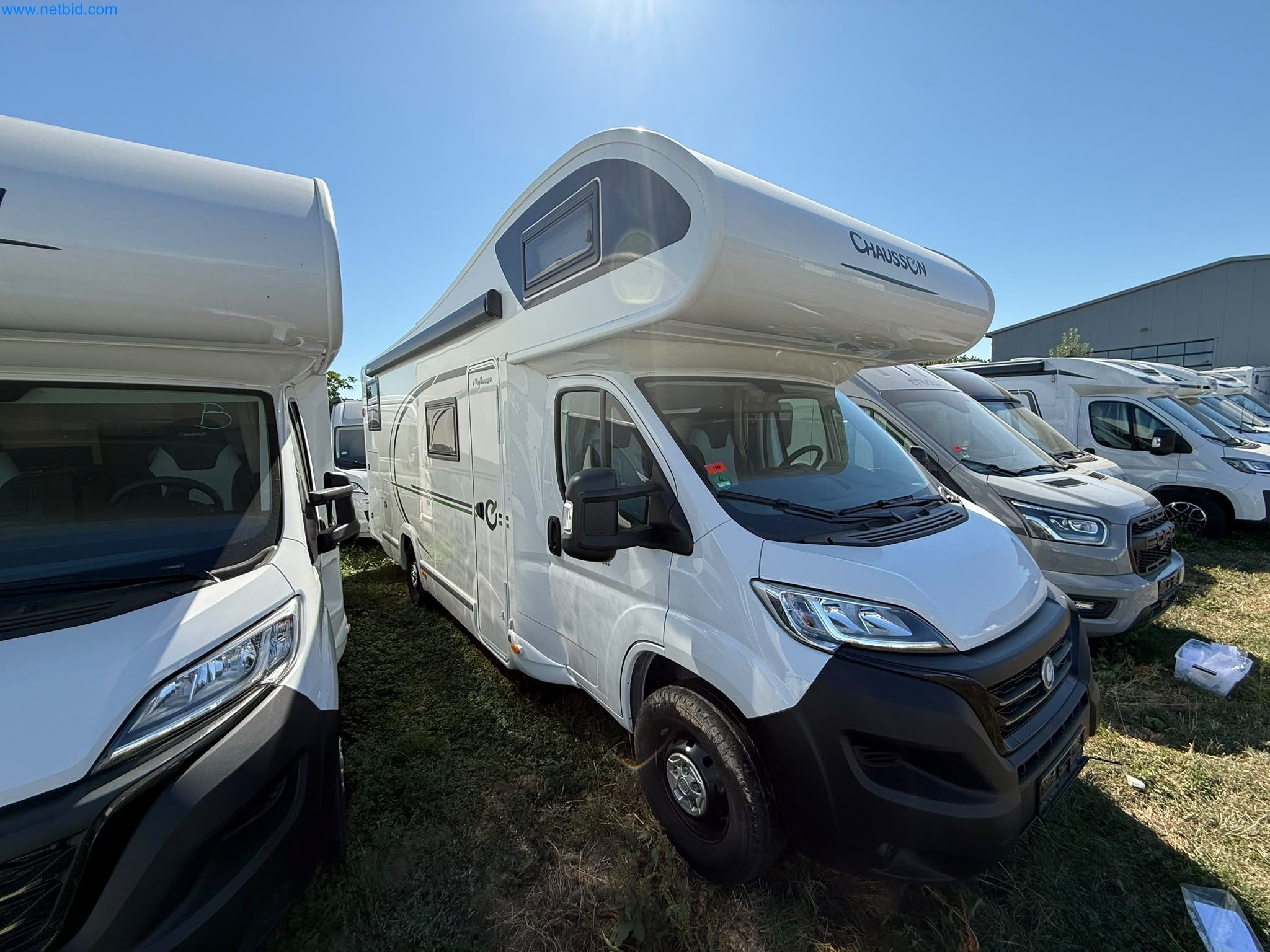 Motorhomes and recreational vehicles, travel trailers, caravan accessories, trucks, office and workshop equipment-11