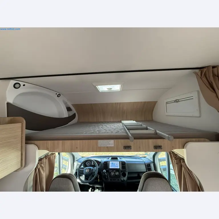 Motorhomes and recreational vehicles, travel trailers, caravan accessories, trucks, office and workshop equipment-13