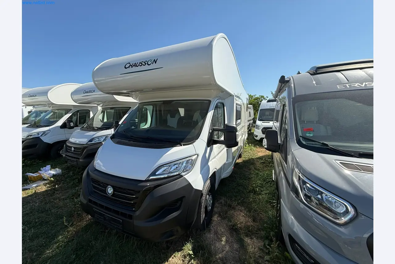 Motorhomes and recreational vehicles, travel trailers, caravan accessories, trucks, office and workshop equipment-1