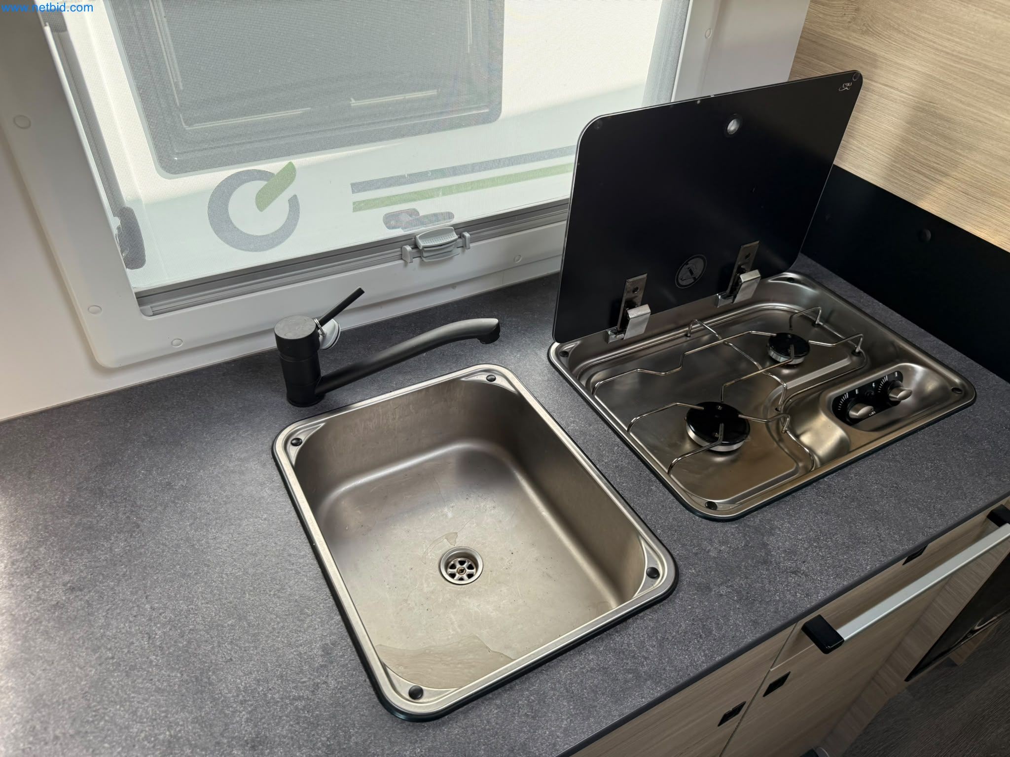 Motorhomes and recreational vehicles, travel trailers, caravan accessories, trucks, office and workshop equipment-5