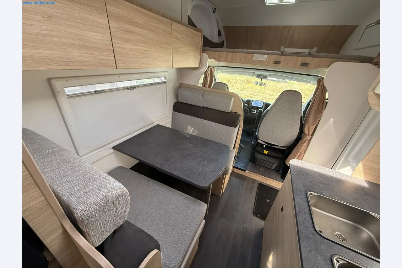 Motorhomes and recreational vehicles, travel trailers, caravan accessories, trucks, office and workshop equipment-9