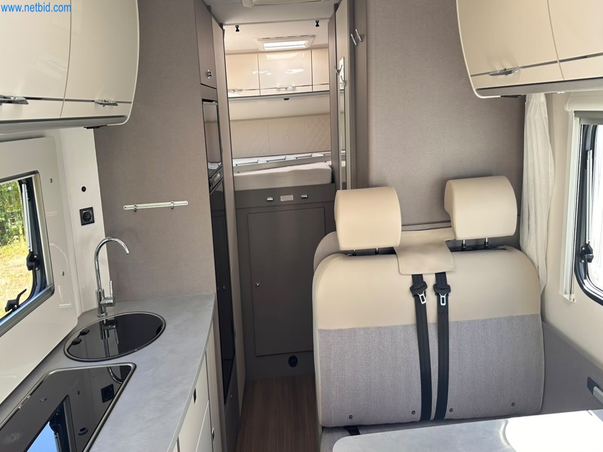 Motorhomes and recreational vehicles, travel trailers, caravan accessories, trucks, office and workshop equipment-11