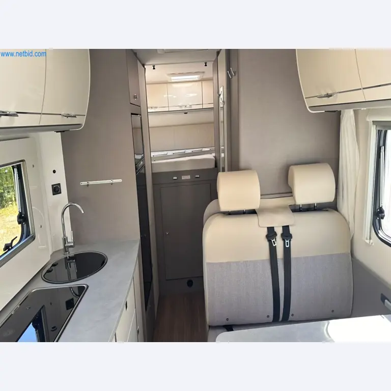 Motorhomes and recreational vehicles, travel trailers, caravan accessories, trucks, office and workshop equipment-11