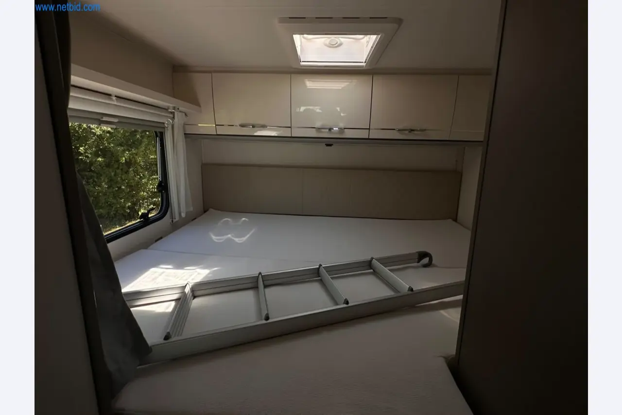 Motorhomes and recreational vehicles, travel trailers, caravan accessories, trucks, office and workshop equipment-16