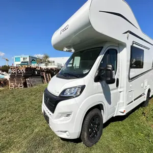 Partially integrated motorhome based on a van Fiat Etrusco