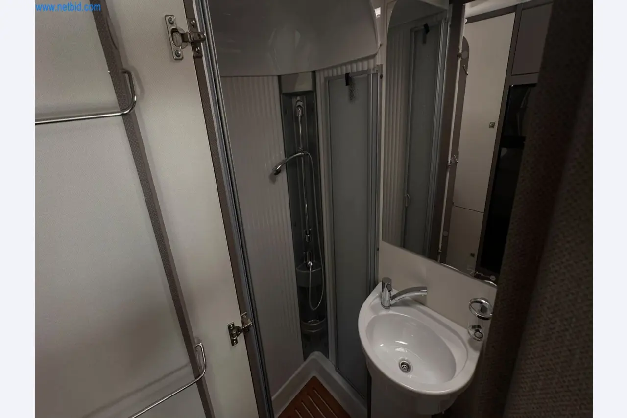 Motorhomes and recreational vehicles, travel trailers, caravan accessories, trucks, office and workshop equipment-5
