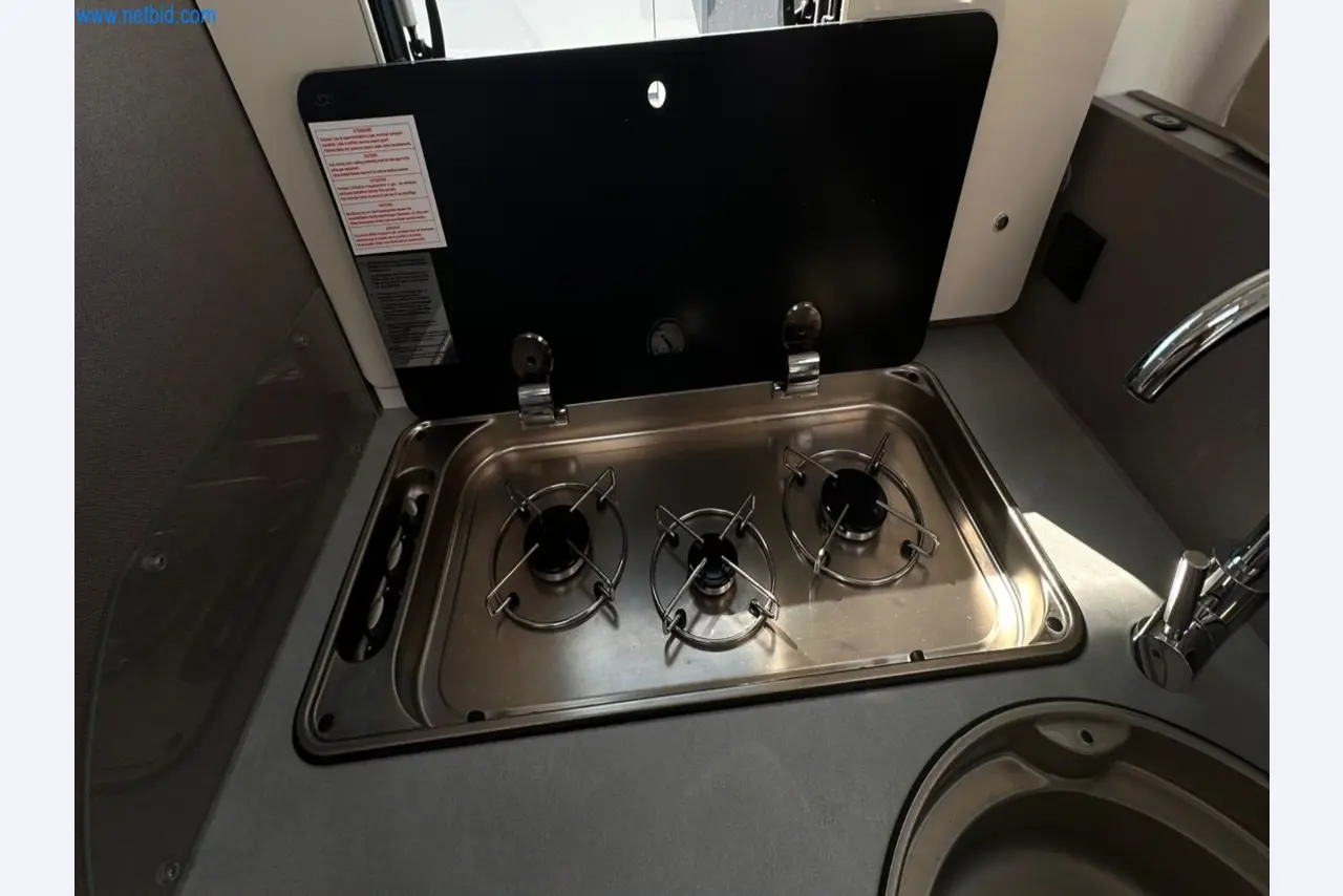 Motorhomes and recreational vehicles, travel trailers, caravan accessories, trucks, office and workshop equipment-5