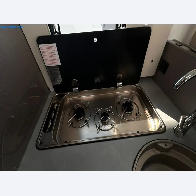 Motorhomes and recreational vehicles, travel trailers, caravan accessories, trucks, office and workshop equipment-5