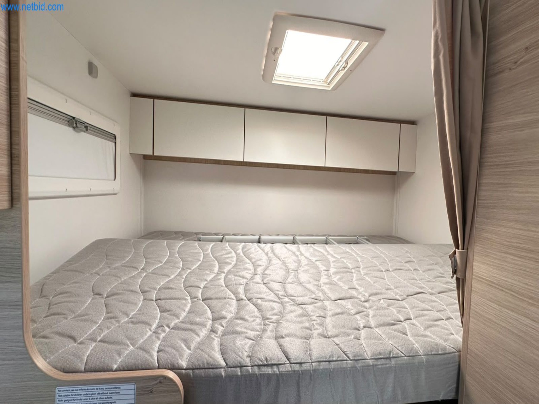 Motorhomes and recreational vehicles, travel trailers, caravan accessories, trucks, office and workshop equipment-5