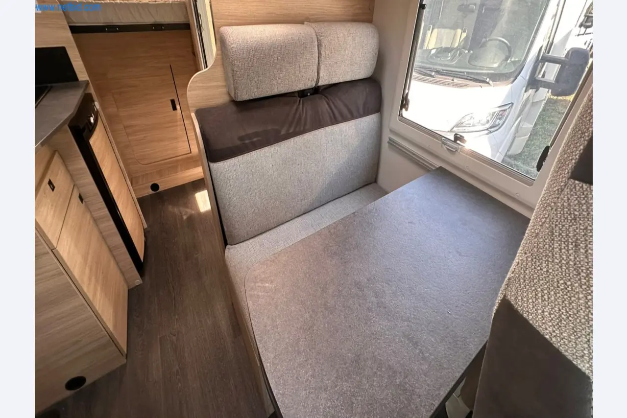 Motorhomes and recreational vehicles, travel trailers, caravan accessories, trucks, office and workshop equipment-9