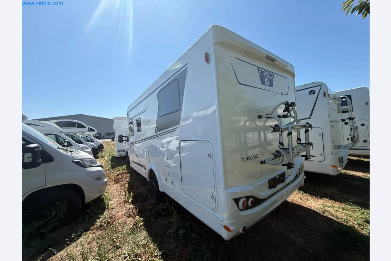 Motorhomes and recreational vehicles, travel trailers, caravan accessories, trucks, office and workshop equipment-11