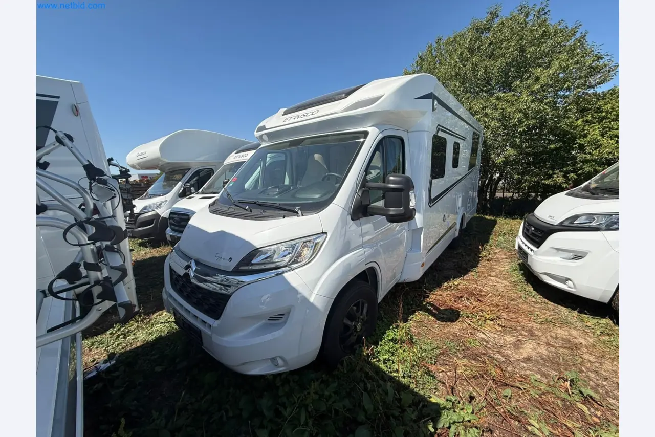 Motorhomes and recreational vehicles, travel trailers, caravan accessories, trucks, office and workshop equipment-12