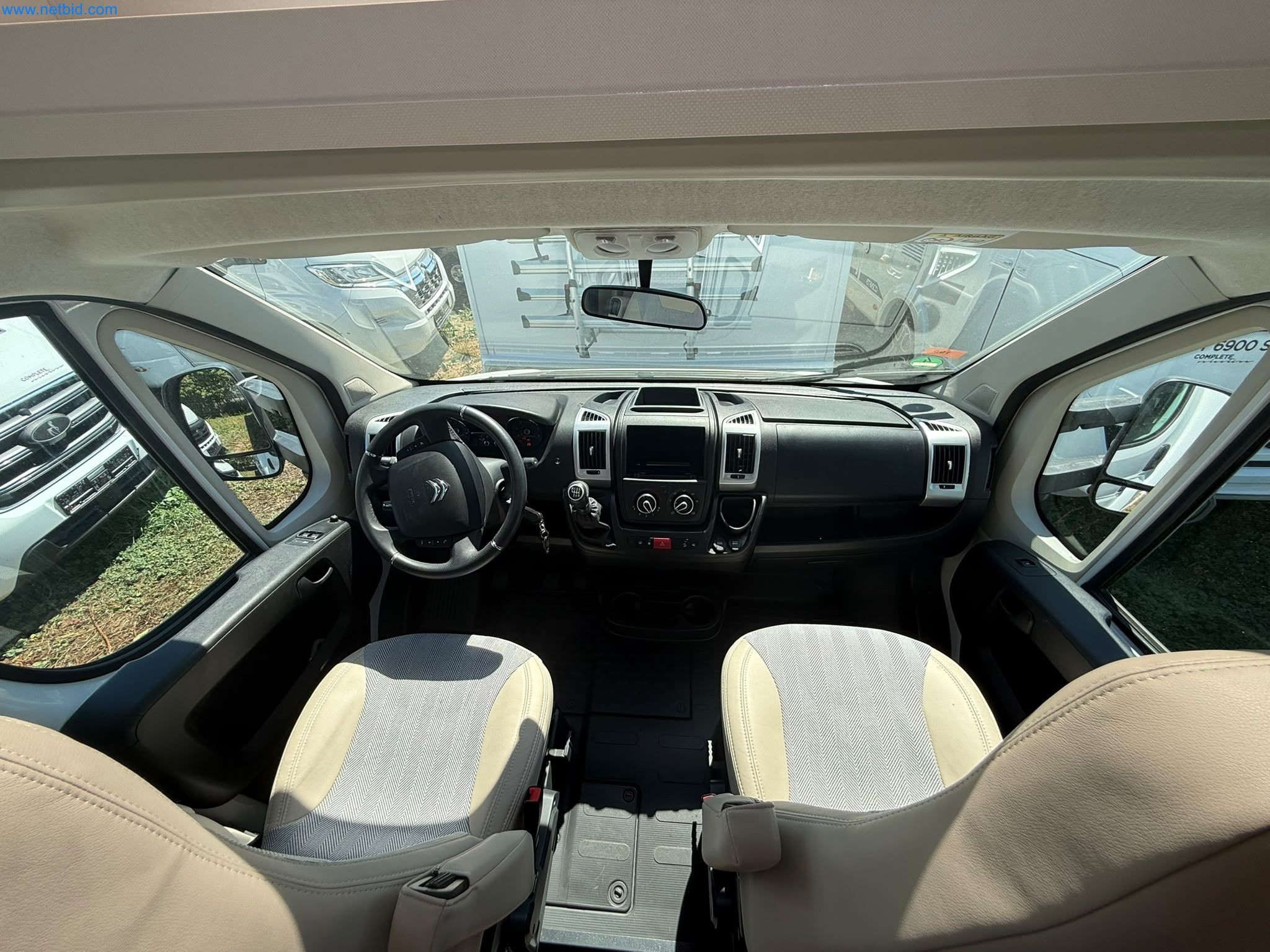 Motorhomes and recreational vehicles, travel trailers, caravan accessories, trucks, office and workshop equipment-3