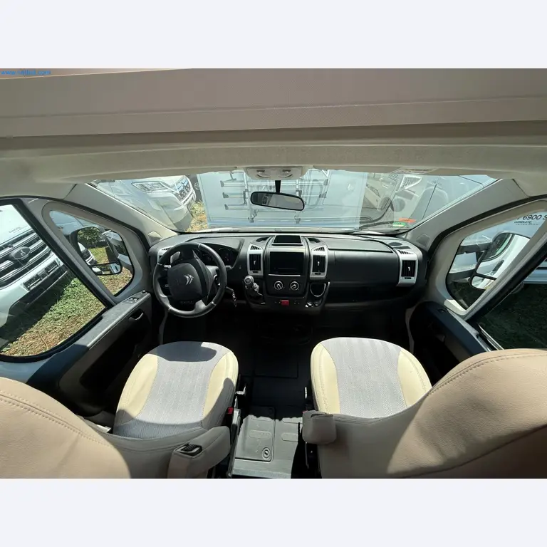 Motorhomes and recreational vehicles, travel trailers, caravan accessories, trucks, office and workshop equipment-3