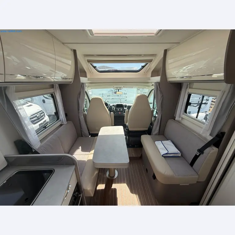 Motorhomes and recreational vehicles, travel trailers, caravan accessories, trucks, office and workshop equipment-8