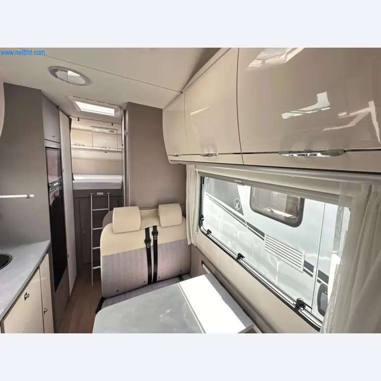 Motorhomes and recreational vehicles, travel trailers, caravan accessories, trucks, office and workshop equipment-13