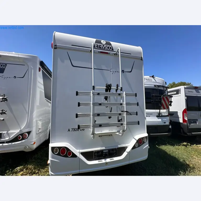 Motorhomes and recreational vehicles, travel trailers, caravan accessories, trucks, office and workshop equipment-3