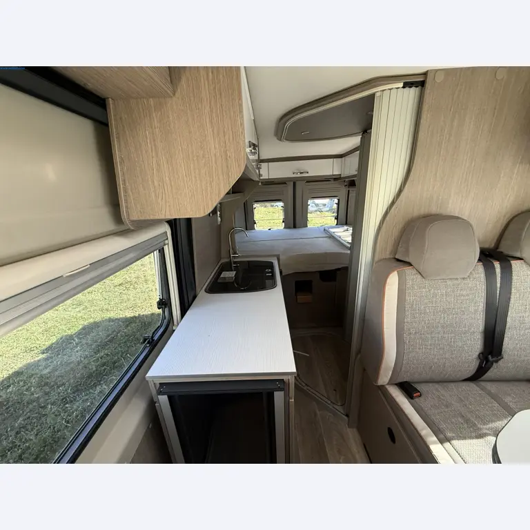 Motorhomes and recreational vehicles, travel trailers, RV accessories, trucks, office and workshop equipment-11