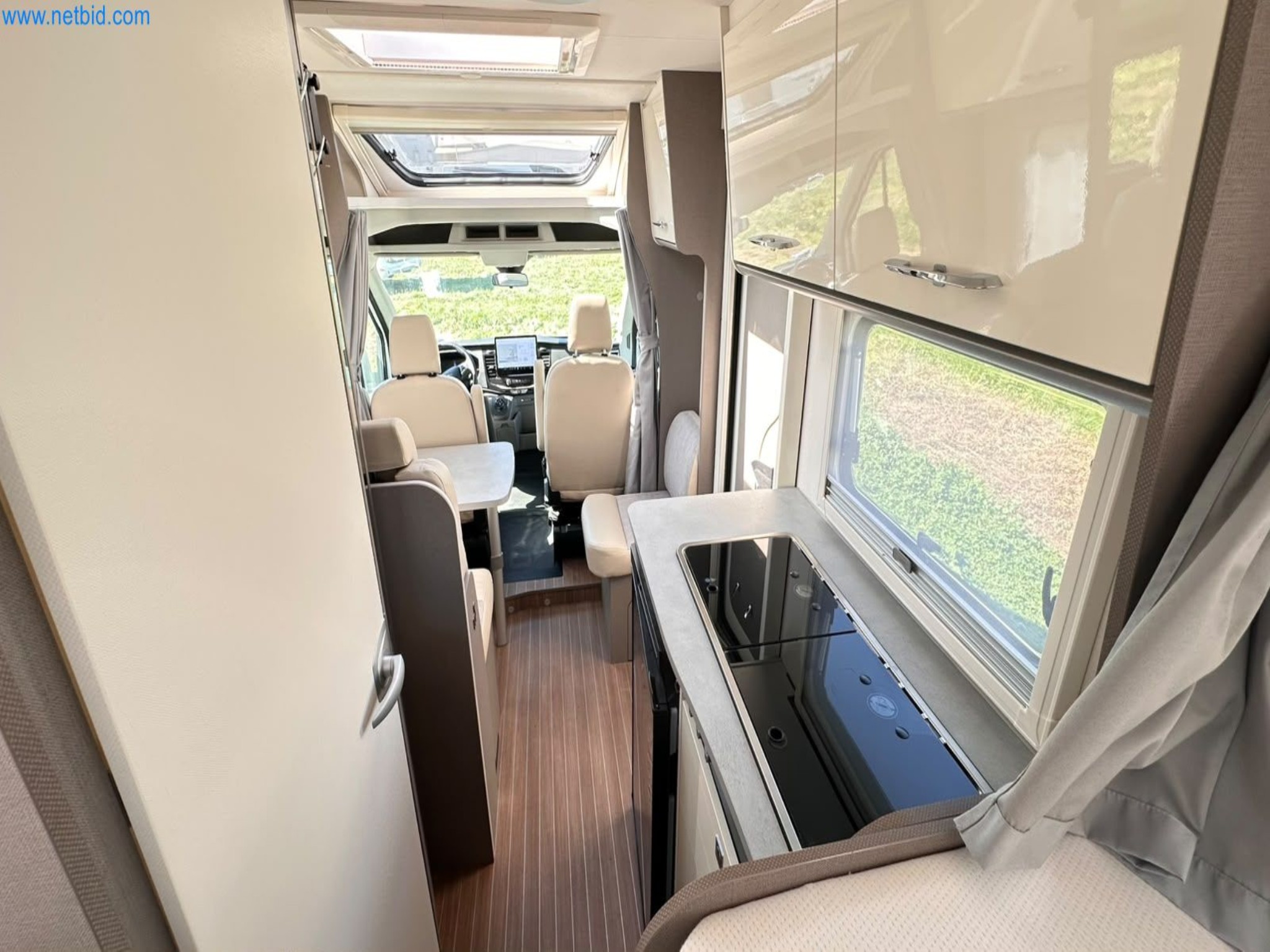 Motorhomes and recreational vehicles, travel trailers, RV accessories, trucks, office and workshop equipment-16