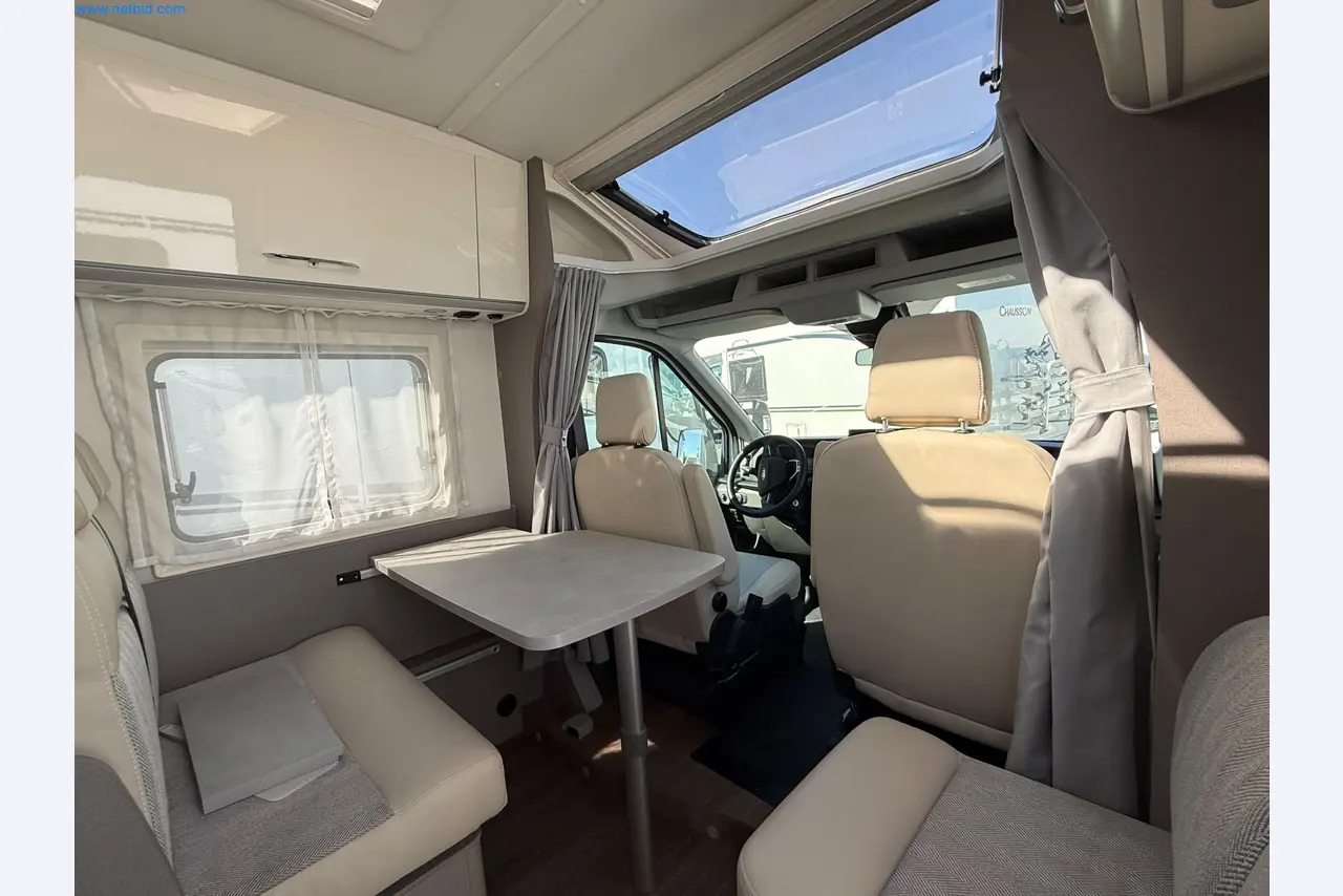 Motorhomes and recreational vehicles, travel trailers, caravan accessories, trucks, office and workshop equipment-8