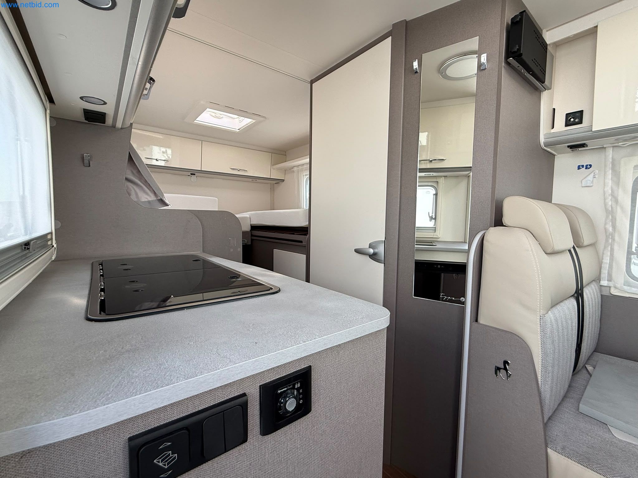 Motorhomes and recreational vehicles, travel trailers, caravan accessories, trucks, office and workshop equipment-9