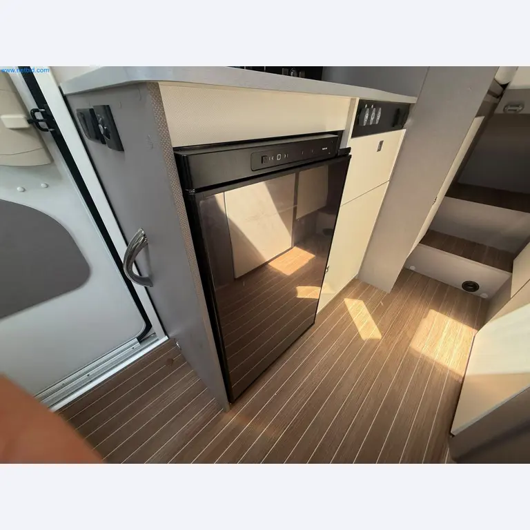Motorhomes and recreational vehicles, travel trailers, caravan accessories, trucks, office and workshop equipment-11