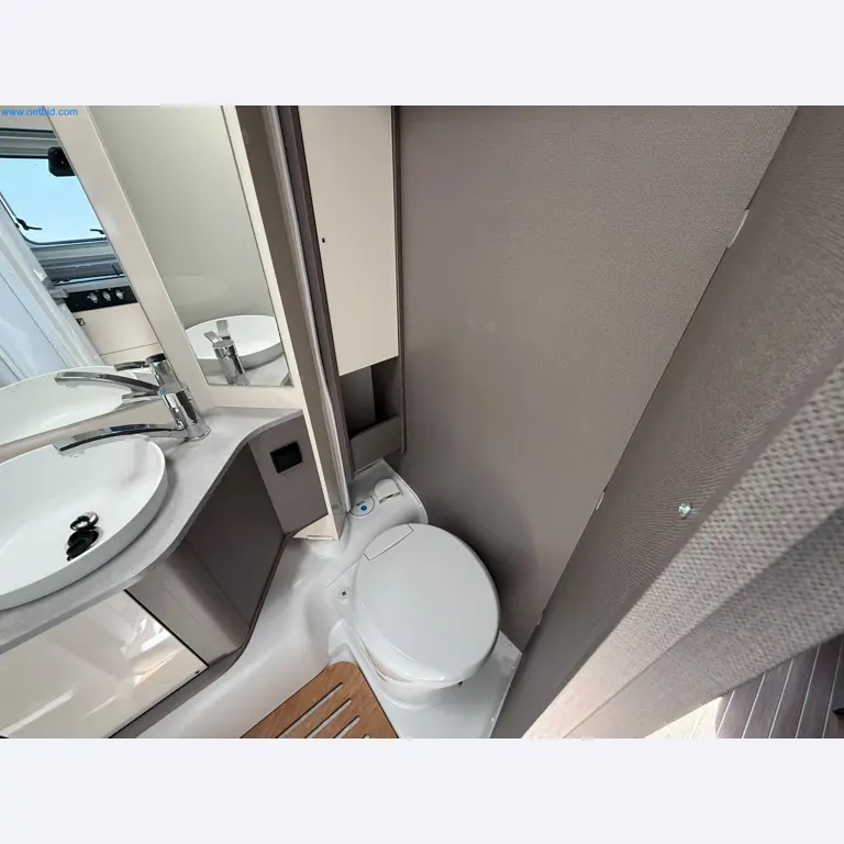 Motorhomes and recreational vehicles, travel trailers, caravan accessories, trucks, office and workshop equipment-12