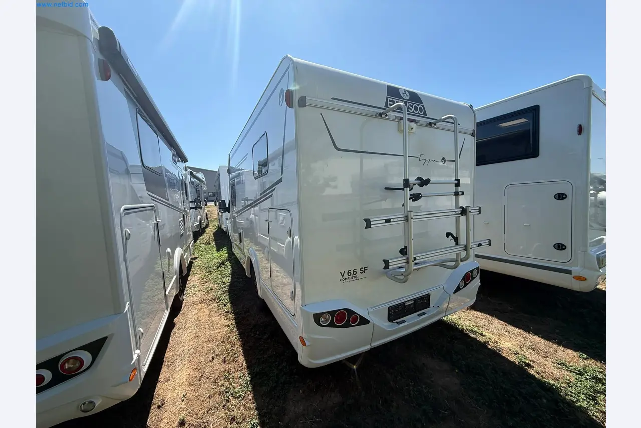 Motorhomes and recreational vehicles, travel trailers, caravan accessories, trucks, office and workshop equipment-15