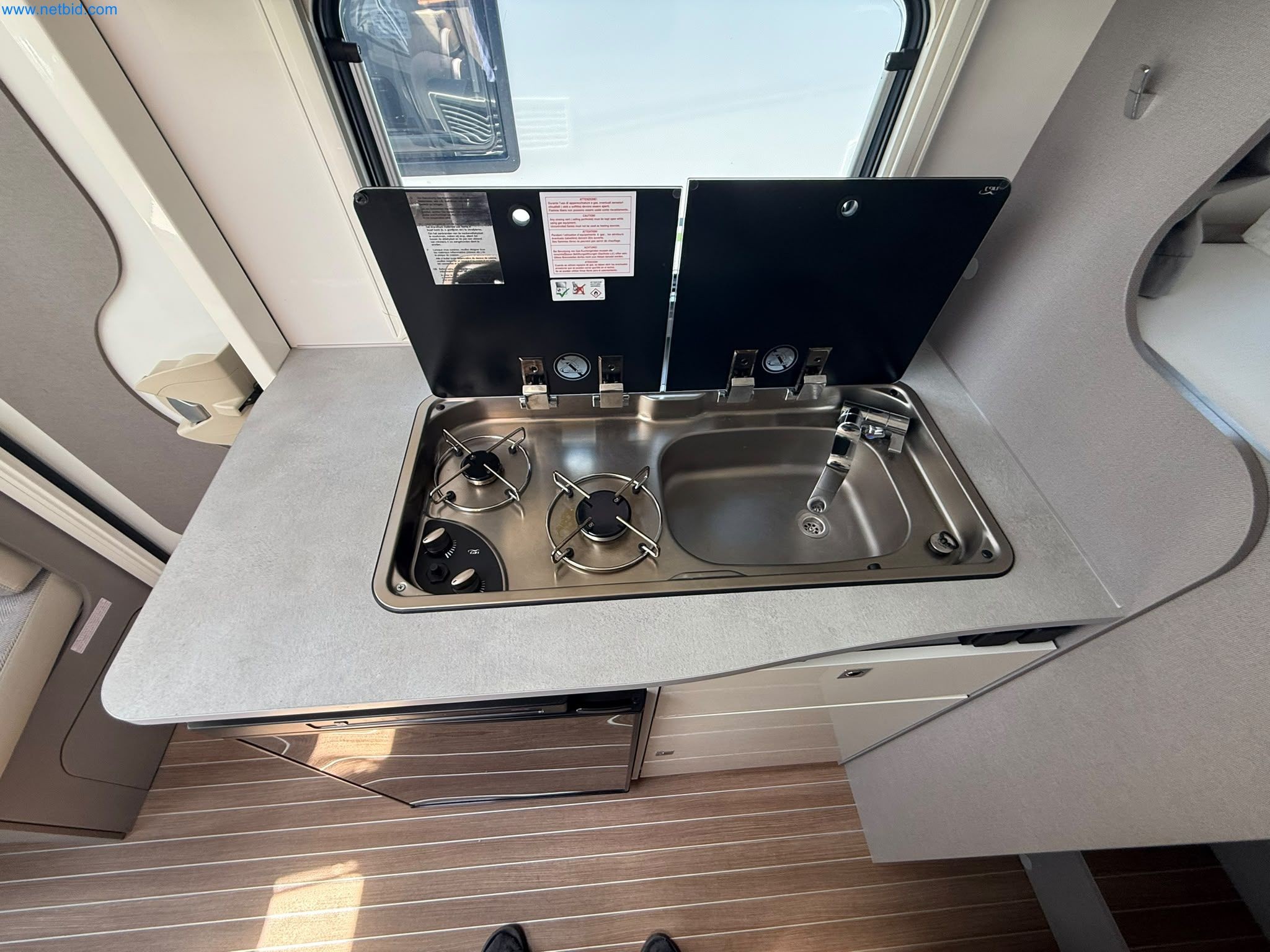 Motorhomes and recreational vehicles, travel trailers, caravan accessories, trucks, office and workshop equipment-6