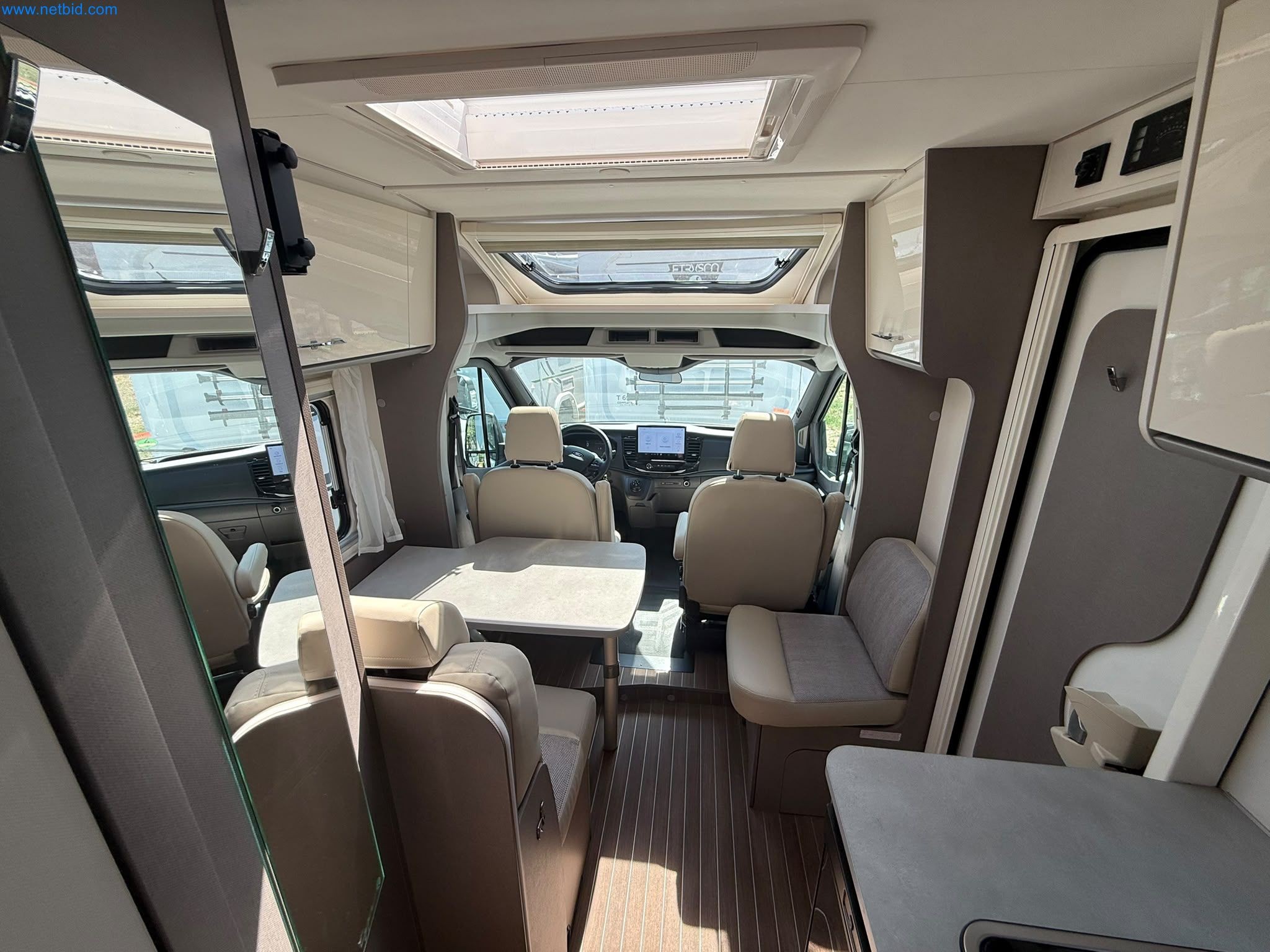 Motorhomes and recreational vehicles, travel trailers, caravan accessories, trucks, office and workshop equipment-7