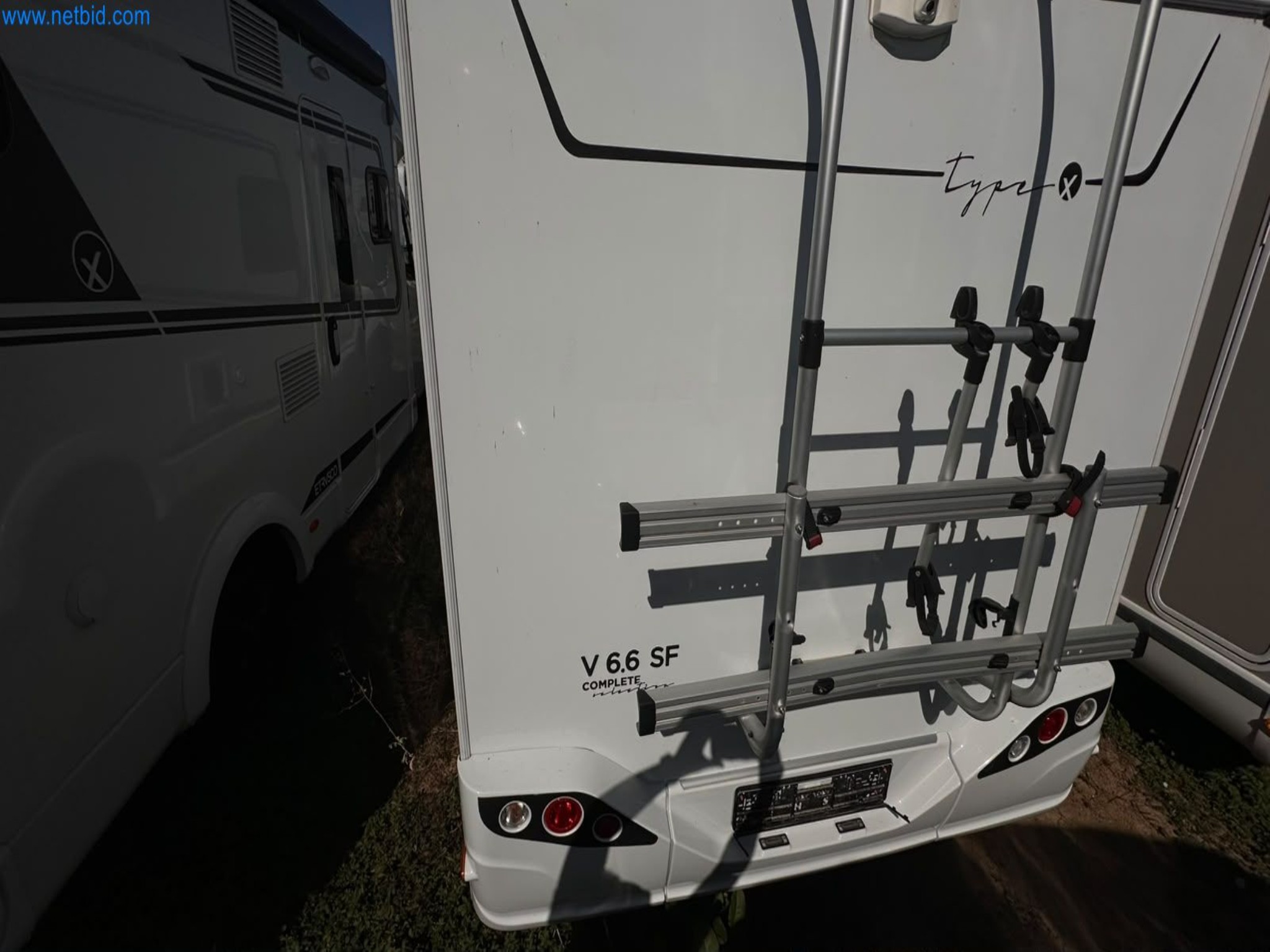 Motorhomes and recreational vehicles, travel trailers, caravan accessories, trucks, office and workshop equipment-5