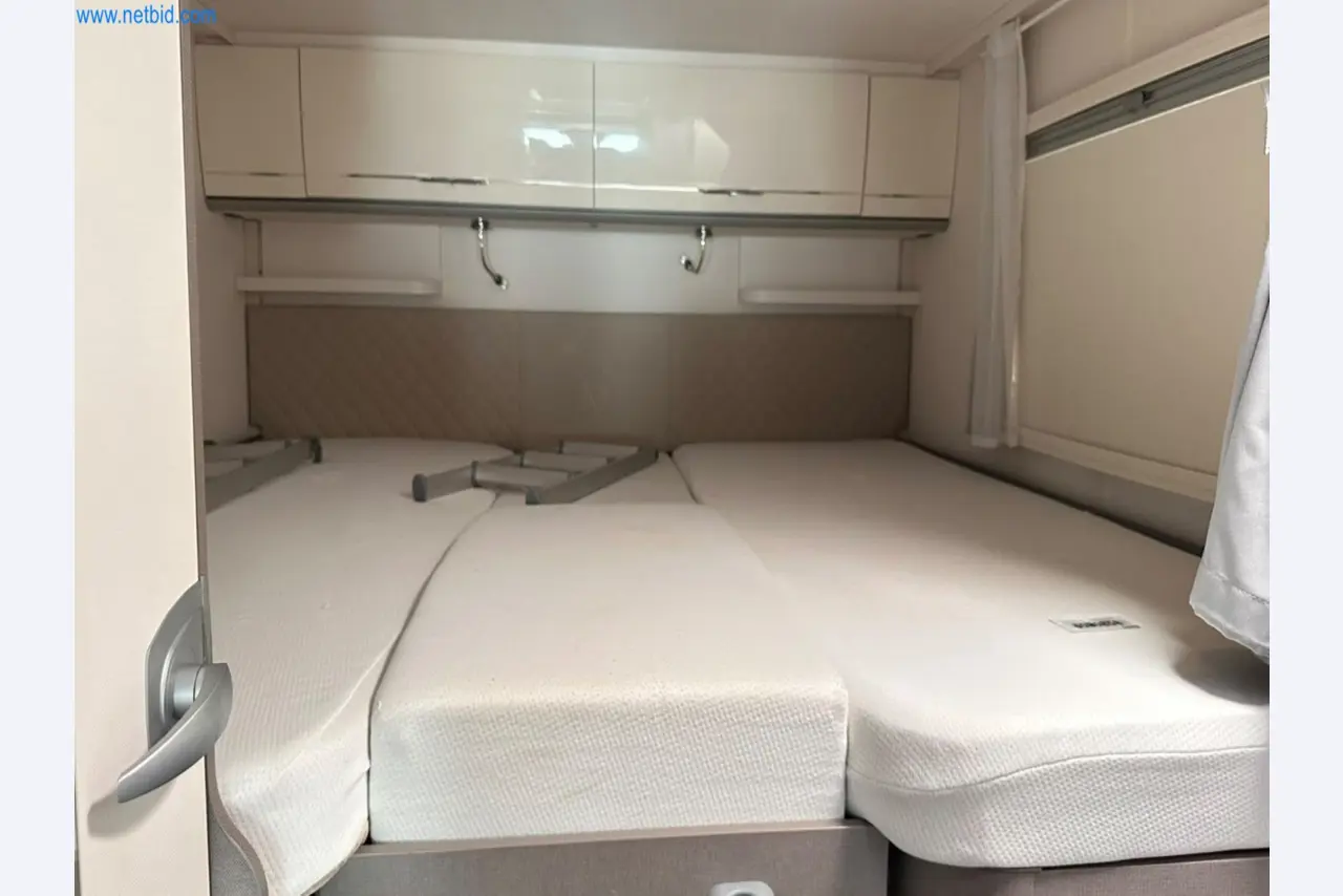 Motorhomes and recreational vehicles, travel trailers, caravan accessories, trucks, office and workshop equipment-11